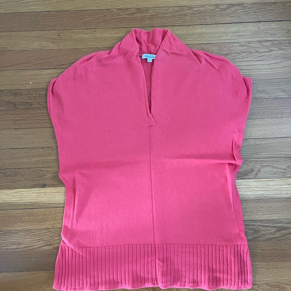 Cazzual Sleeveless cashmere V-Neck Sweater Top - Coral Pink size s-m